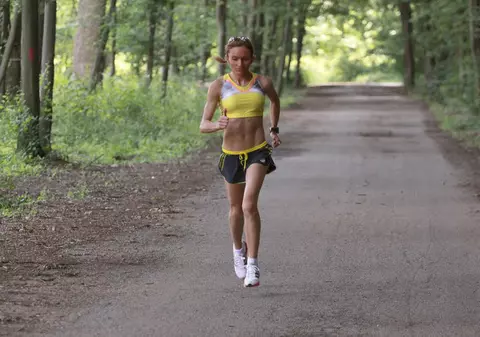 E model şi se luptă cu Agenţia Anti-Doping