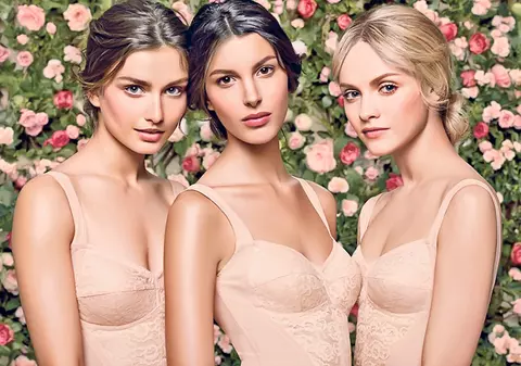 Andreea Diaconu, imaginea Dolce&Gabbana | VIDEO