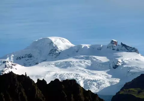 VULCANUL BARDARBUNGA a ERUPT! ISLANDA şi-a închis parţial SPAŢIUL AERIAN!