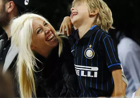 GALERIE FOTO / Wanda Nara, soţia-talisman pentru Mauro Icardi!