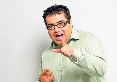 DJ-ul Răzvan Popescu: «Îl plătesc pe Dan Negru să-mi fie naş»