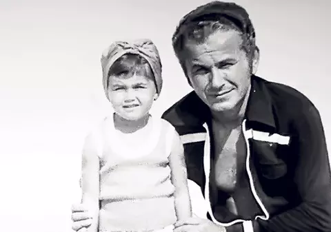 Oana Zăvoranu, MESAJ pentru MAMA EI! Ani la rând AU FOST LA CUȚITE, acum SE ÎNTÂMPLĂ ASTA