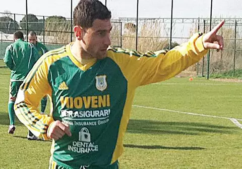 Pentru ”Colonelul” Bogdan Stoica, eroul Mioveniului, fotbalul e doar un hobby. Ce "spate" are