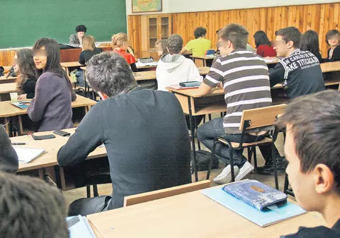 Copilul chiuleşte, părintele plăteşte!