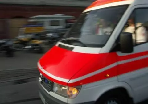 SCANDAL cu ÎMPUŞCĂTURI la Snagov. 3 persoane, printre care UN POLIŢIST, duse de URGENŢĂ la spital