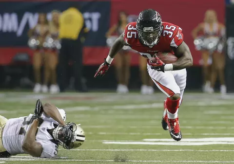 VIDEO / Farsa anului vine din fotbalul american! S-a dat mort pentru câteva clipe