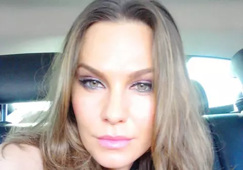 Cu mască, fără mască! Cum ARATĂ ANNA LESKO COMPLET NEMACHIATĂ! 