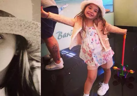 INCREDIBIL CÂT SEAMĂNĂ ANTONIA şi FIICA EI, MAYA! GREU să LE DEOSEBEŞTI!
