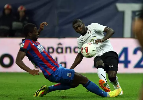 BOMBĂ! Jucătorii unei pretendente la titlu refuză să se antreneze