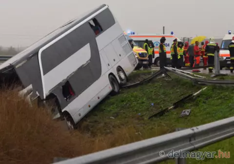 UPDATE | PRIMELE FOTOGRAFII CU ROMÂNII RĂNIŢI în accidentul din Ungaria | FOTO
