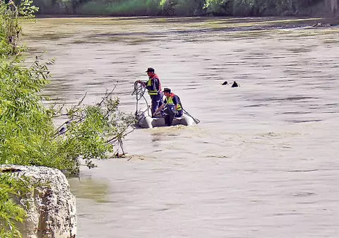 DEZNODAMÂNT TRAGIC! FATA DISPĂRUTĂ în Retezat a fost găsită MOARTĂ într-un lac