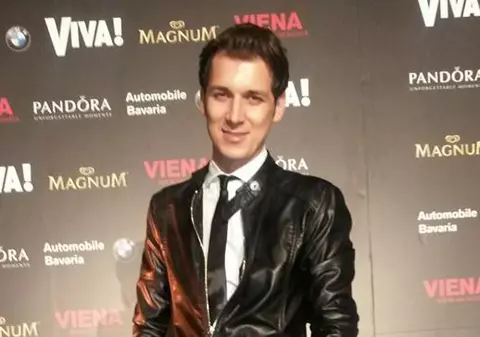 VESTEA SINUCIDERII lui CLAUDIU ROMAN i-a CUTREMURAT! Ce spun colegii prezentatorului de radio