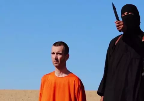 Statul Islamic a PUBLICAT IMAGINI cu DECAPITAREA  JURNALISTULUI britanic David Haines| VIDEO
