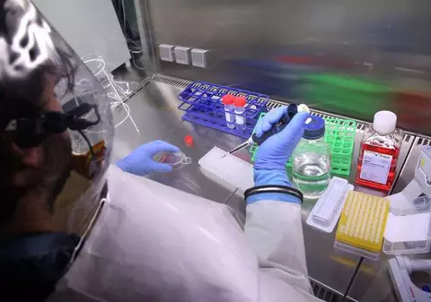 OMS trage un SEMNAL de ALARMĂ! Ucraina şi-a epuizat stocurile de VACCINURI