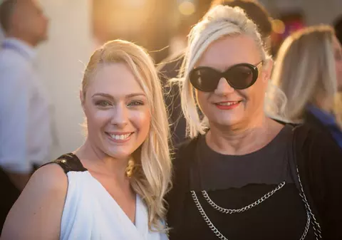 Giulia Nahmany, SFÂŞIATĂ de DURERE. MAMA vedetei A MURIT 