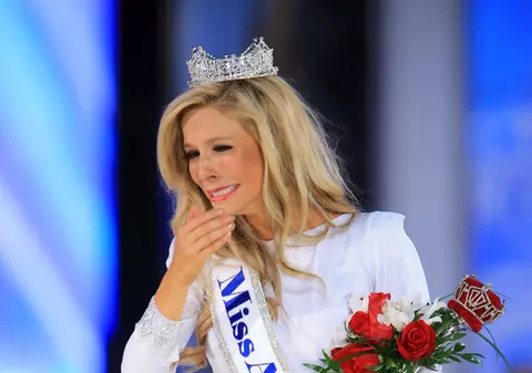 AU RĂMAS FĂRĂ FEMEI FRUMOASE?! Miss America 2015 este O RUSOAICĂ! FOTO