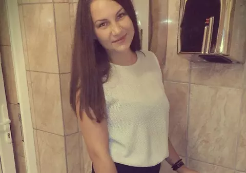 O adolescentă, GĂSITĂ FĂRĂ SUFLARE ÎN CASĂ! A MURIT SUBIT, la doar 16 ani