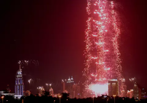 IDEI DE VACANȚĂ. Invitație la cea mai spectaculoasă petrecere de revelion din lume