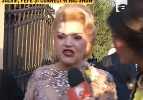 MARIA CÂRNECI şi-a ÎNSURAT BĂIATUL! IMAGINI de SENZAŢIE cu MIRII! | FOTO