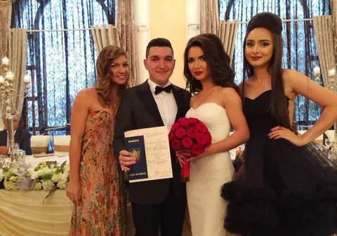 Simona Halep arată SENZAȚIONAL la nuntă. ”Și au spus... DA!”