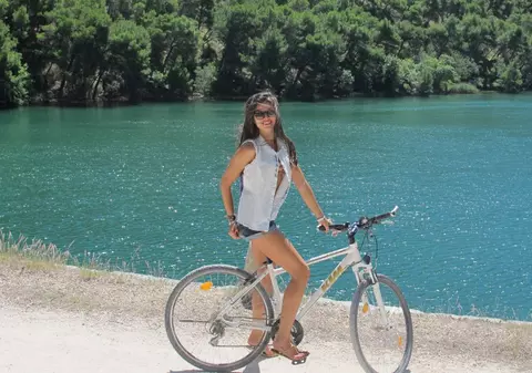 O SPLENDOARE! ALINA PUŞCAŞ, SPECTACOL în COSTUM DE BAIE! | FOTO