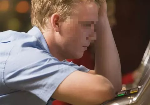 Nu a mai suportat ruşinea! Măsura disperată la care a apelat un adolescent din Buzău, după ce a pierdut banii de şcoală la păcănele 