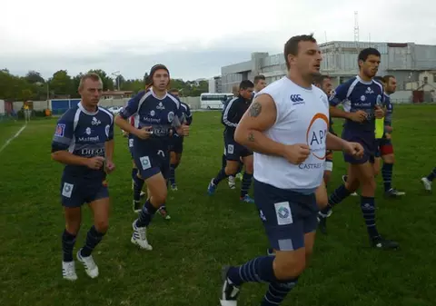 GALERIE FOTO / Incredibil, dar adevărat! A dat rugby-ul pe muzică