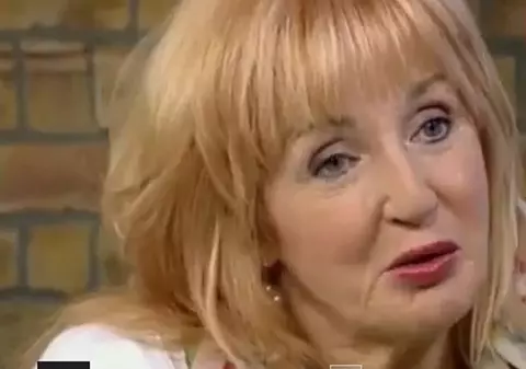 DEZVĂLUIRE INCENDIARĂ făcută de O BRITANICĂ, în direct, la TV: "M-am culcat cu 140 de bărbaţi"