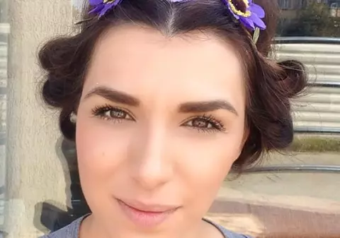 SORANA, fostă CÂNTĂREAŢĂ DE LA ASIA, în stare GRAVĂ, la SPITAL! VEDETA A AJUNS PE PERFUZII 