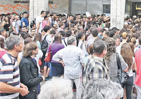BANC: Un student la cantină
