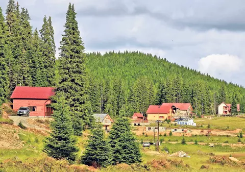 Taxa pe micul dejun le va scumpi camerele