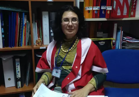 Tratează copiii învăţându-i carte