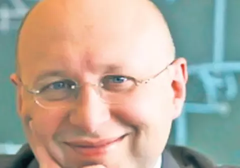 Studiezi și câștigi! Noul deţinător al Nobelului pentru Chimie e de-al nostru