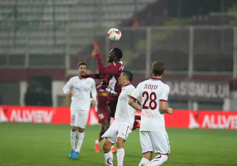 VIDEO/ Liga I: CFR Cluj - CS U Craiova 0-0. ^Derby pentru Europa