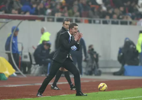 Marele regret al lui Stoican după umilinţa din derby: ”Mi-e ciudă că nu l-am băgat mai devreme!”