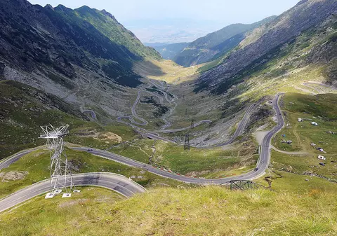 Şantierul de pe Transfăgărăşan va fi deschis abia în 2015