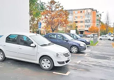 CE NE ENERVEAZĂ | Parcarea și comunicarea