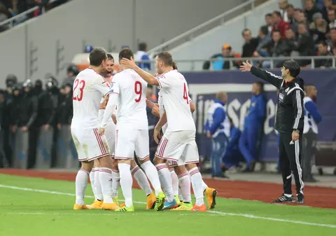 LIVE BLOG / FOTO&VIDEO. MECIUL ANULUI, ROMÂNIA - UNGARIA 1-1
