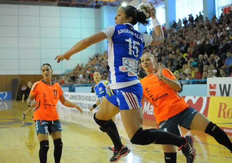 HCM Baia Mare, campioana de toamnă a României la handbal feminin