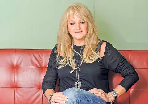 Lista de pretenţii a lui Bonnie Tyler | Diva s-a asigurat că va trăi regeşte în România | EXCLUSIV