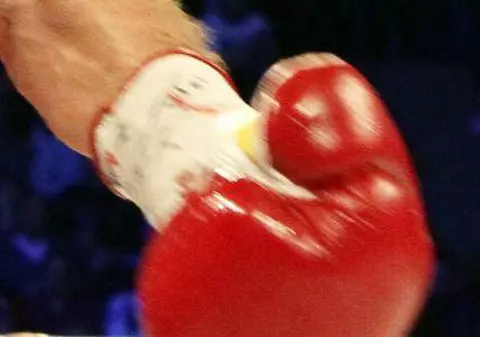 VIDEO / Un boxer junior croat, suspendat pe viață, după ce a bătut un arbitru la Campionatul European