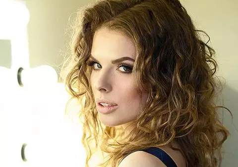 Brighi, la Vocea României! Juraţii S-AU CERTAT PE EA