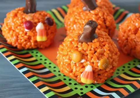 HALLOWEEN 2014| GUSTĂRI RAPIDE, dar de EFECT! Ce poți face în doar câteva minute 