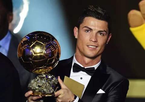 Se cunosc cei 23 de fotbalişti care se vor lupta pentru Balonul de Aur. Real Madrid şi Bayern Munchen au cei mai mulţi jucători pe lista nominalizaţilor