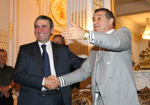 EXCLUSIV / Hagi se pregăteşte de nuntă: o va năşi pe Teodora Becali!