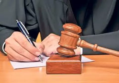 15 ROMÂNI, ACUZAŢI de ACTIVITĂŢI MAFIOTE, CONDAMNAŢI la ÎNCHISOARE în ITALIA!
