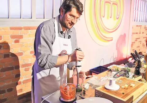 DETALII INCENDIARE despre JUDECĂTORUL DE LA MASTERCHEF: "Am înţeles că s-a internat la PSIHIATRIE"