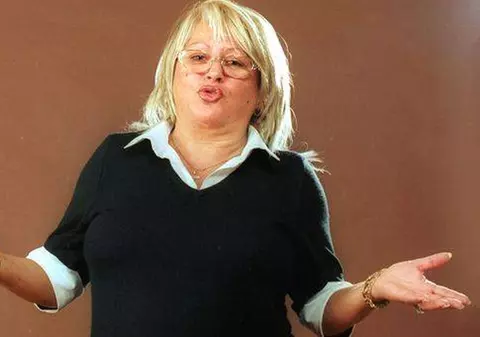 E una DINTRE MARILE ARTISTE ale ACESTEI ŢĂRI, dar are O PENSIE DE NIMIC! CÂŢI BANI ia MIRABELA DAUER de la STAT!