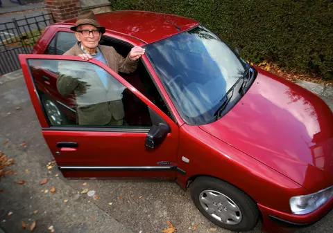 FORD pune la cale UN SISTEM inovativ! Vezi ce se va întâmpla dacă şoferul suferă un INFARCT
