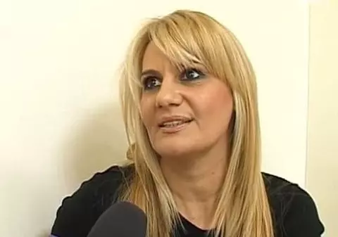 NICOLA se DESTĂINUIE! CUM a TRECUT peste NECAZURILE din VIAȚA ei!